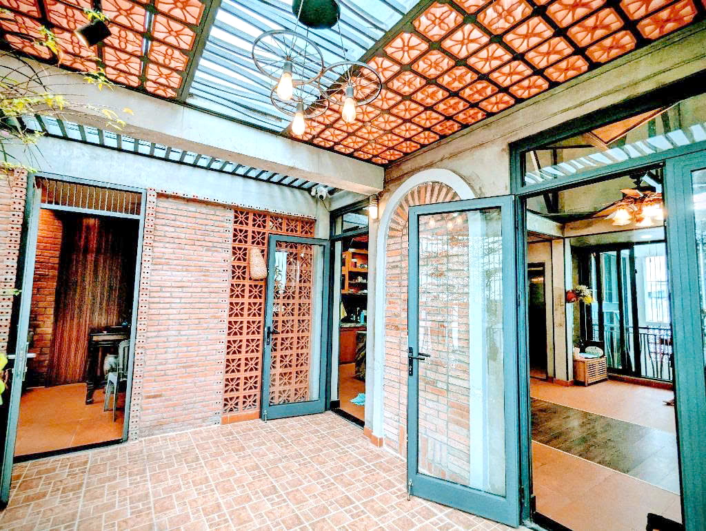 Bán nhà 4 tầng đường nhựa 8m Dương Bá Trạc P.1 Quận 8